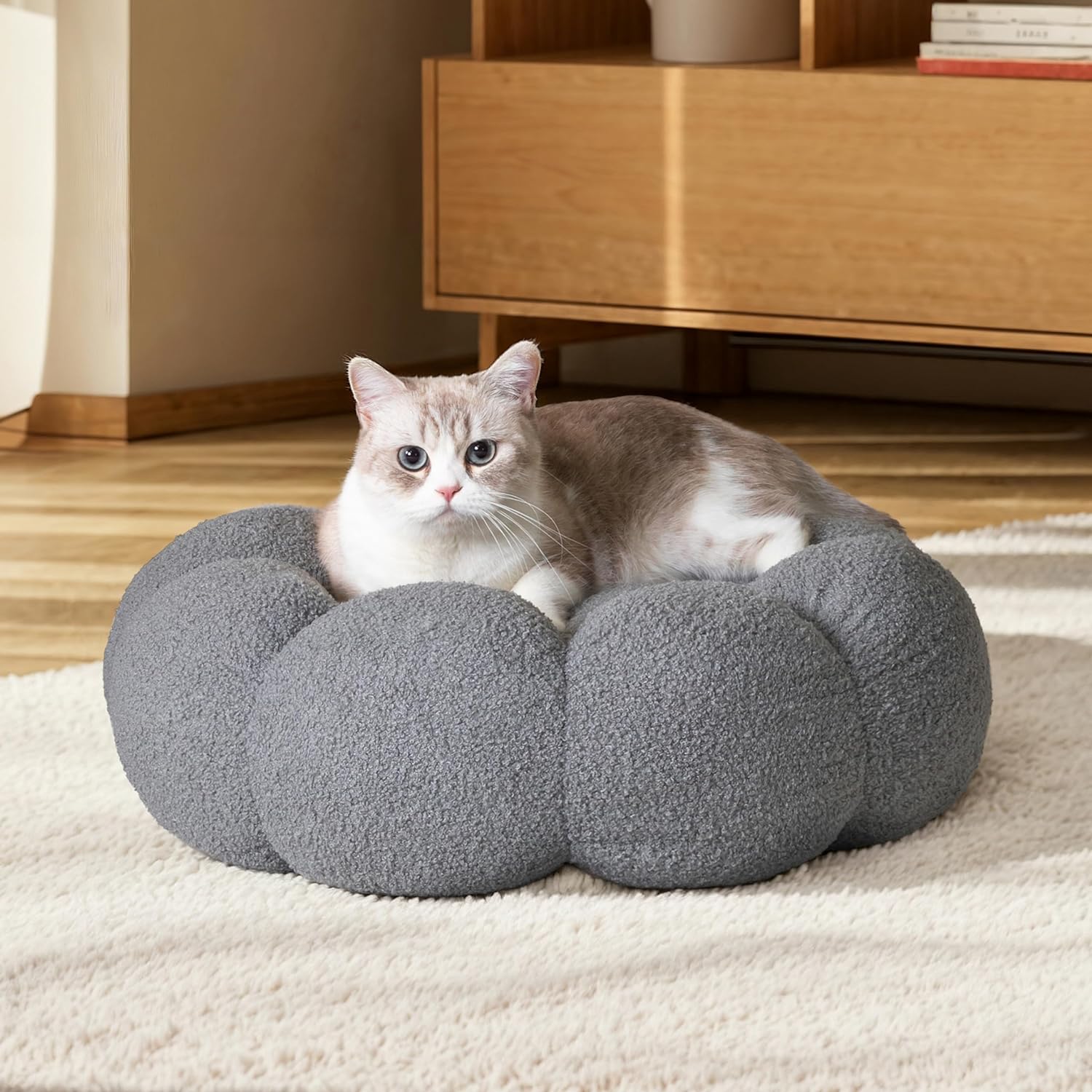 Calming Plush Pet Bed Soft Round Non Slip Washable